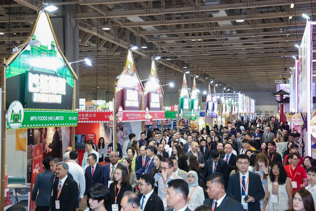 The six exhibition zones showcase and sell over 10,000 wellness products and delicacies from around the world